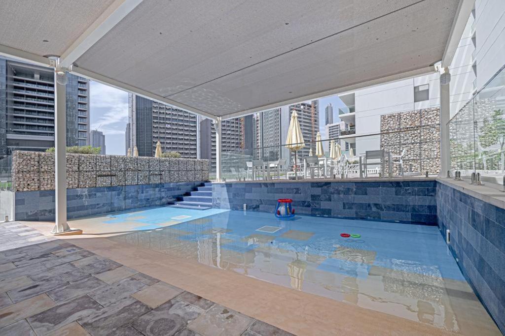 דובאי Fantastic One Bedroom Apartment With Burj-Khalifa View מראה חיצוני תמונה