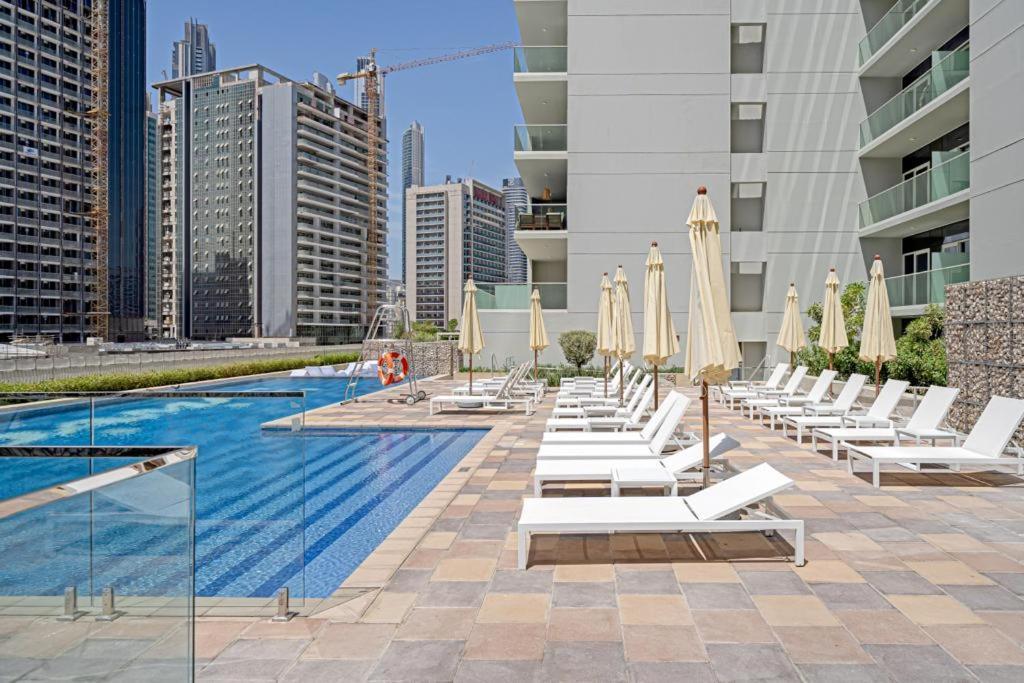 דובאי Fantastic One Bedroom Apartment With Burj-Khalifa View מראה חיצוני תמונה